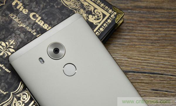 新旗艦Mate 8全評測：橫空出世！能否延續(xù)一機難求？