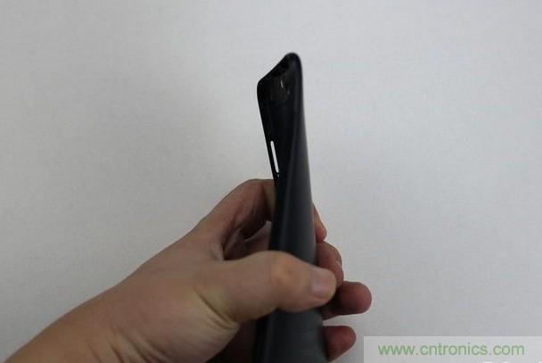 拆解魅藍6T：百元機的品質(zhì)就真的低？